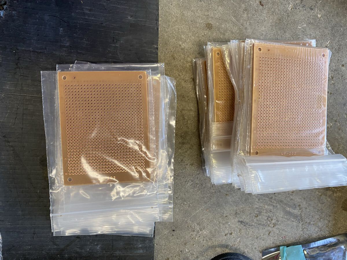 [UP-202]　ユニバーサル基板　基盤　10枚_画像1
