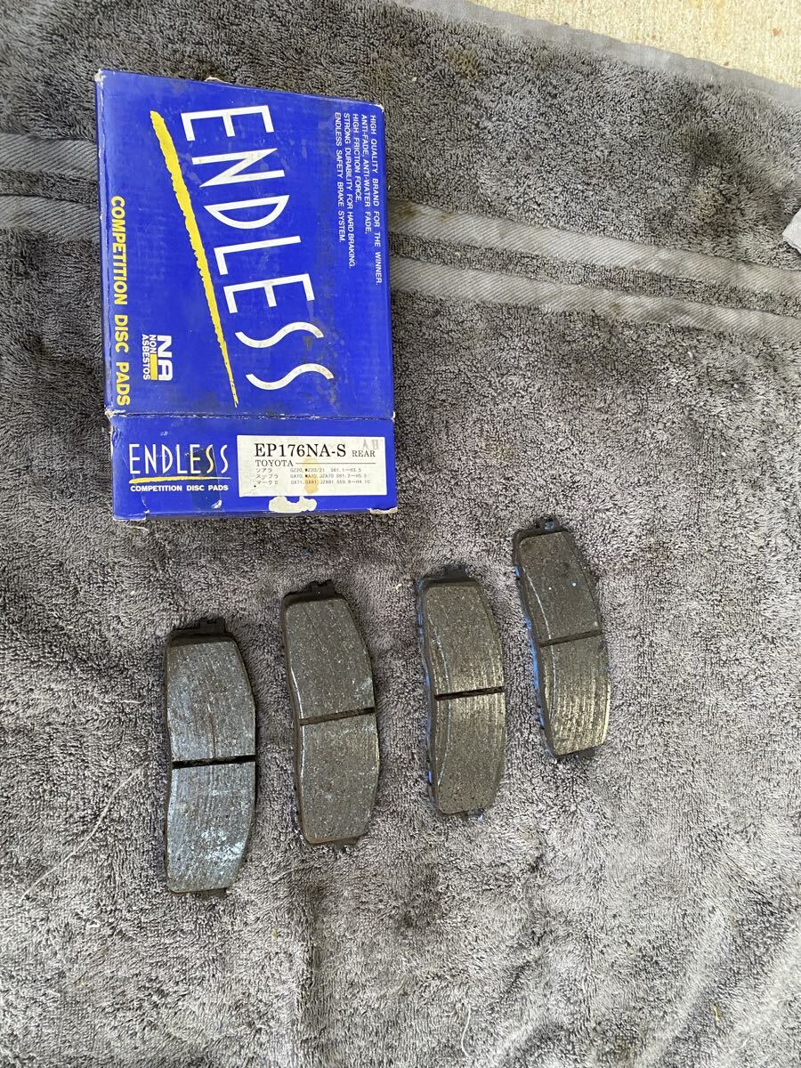 エンドレスENDLESS EP176NA-Yブレーキパッドリア用ソアラ（GZ20 MZ20/MZ21）スープラ（GA70 MA70 JZA70）GX71 MX71 GX81 JZX81_画像1