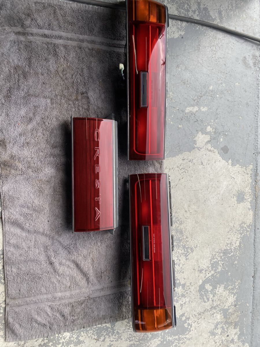 美品 純正　JZX81 GX81 クレスタ　テールランプ 左右セット テールライト 爪割れ無し　_画像1