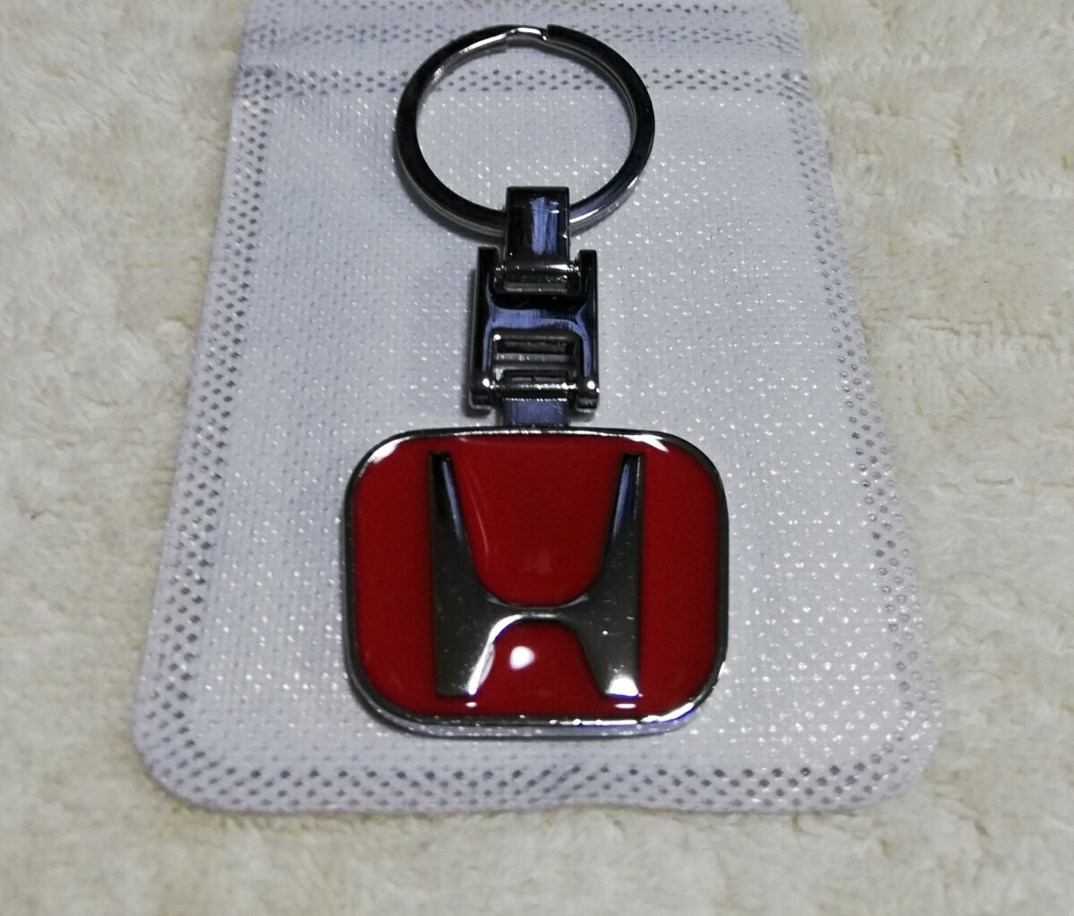 ★HONDA 赤バッチ キーホルダー★検）N-BOX フリード ヴェゼル タイプR DC2 DC5 シビック FL5 FK8 EK9 FD2 S660 CR-Z ZR-V 無限 modulo JDM_画像1