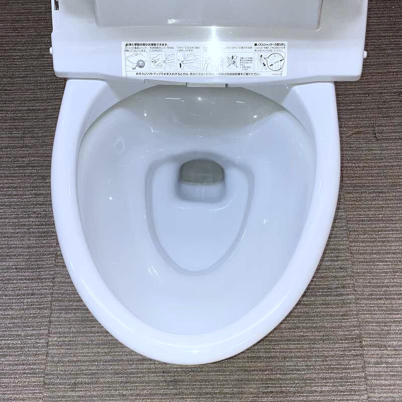 【ジャンク扱い】INAX(イナックス) トイレ洋式便器(床下排水)「GBC-320SU」とウォシュレット一体型タンク「DT-V283U」 #BB7 大阪市内 11K_画像7