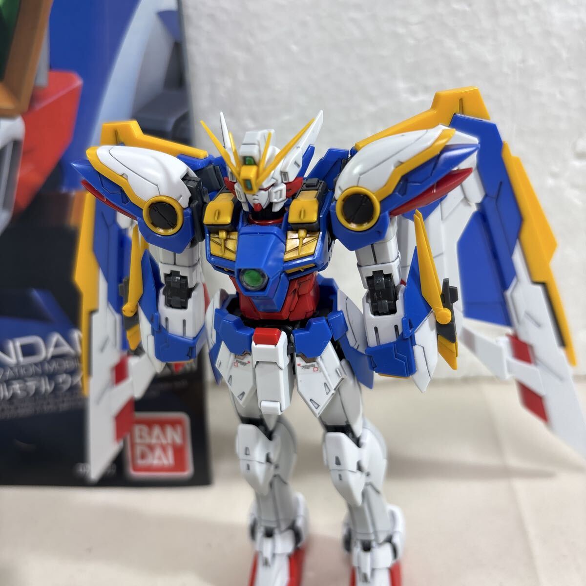 ガンプラジャンク　RG1/144 ウイングガンダムEW 組済 塗装あり　パーツ取り　_画像2