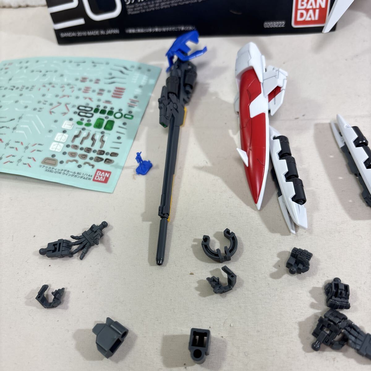 ガンプラジャンク　RG1/144 ウイングガンダムEW 組済 塗装あり　パーツ取り　_画像5