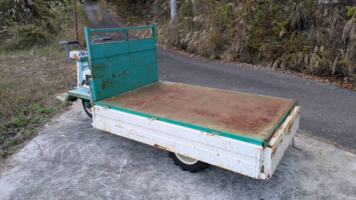 アテックス 運搬車 SL380 乗用 最大積載量 600kg ガソリンエンジン 3輪ホイル型 後輪駆動 条件付直接引取/輸送_画像7