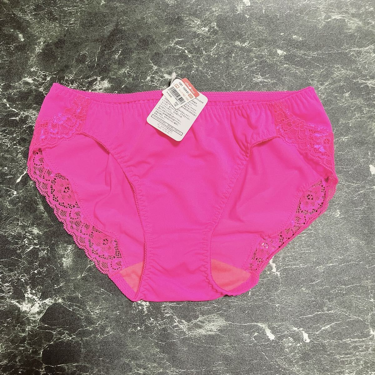 Lサイズ エメフィール ショーツ 下着 パンツ プレーンショーツ 蛍光色 ピンク 派手 レース aimerfeel ワコール _画像1
