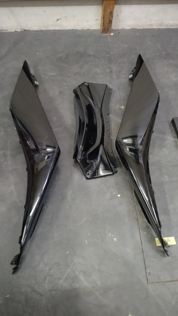 ヤマハ YZF−R3　RH21J シートカウル テールカウル セット 黒_画像4
