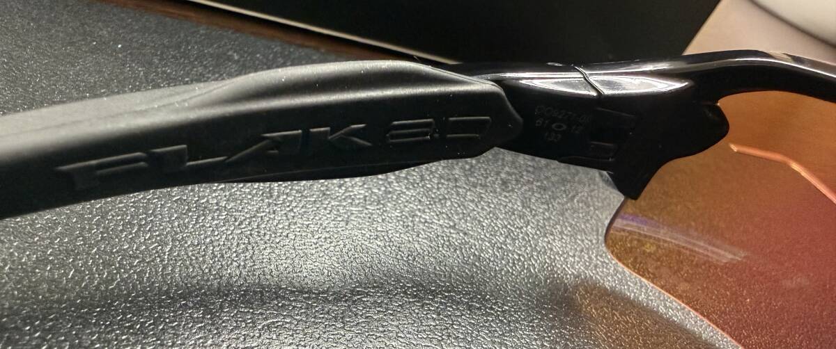 ＃8166 【箱・ケースなど付属品付】OAKLEY オークリー FLAK2.0 サングラス 現状品 中古品 長期保管品_画像8