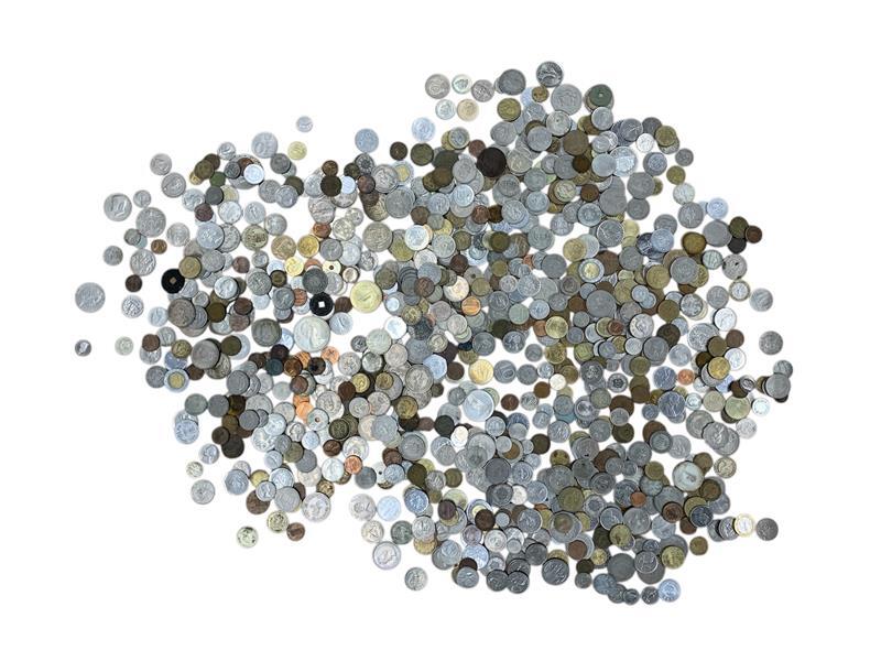 ＃8710A　外国銭　おまとめ　総重量3000ｇ以上　現状品　長期保管品_画像6