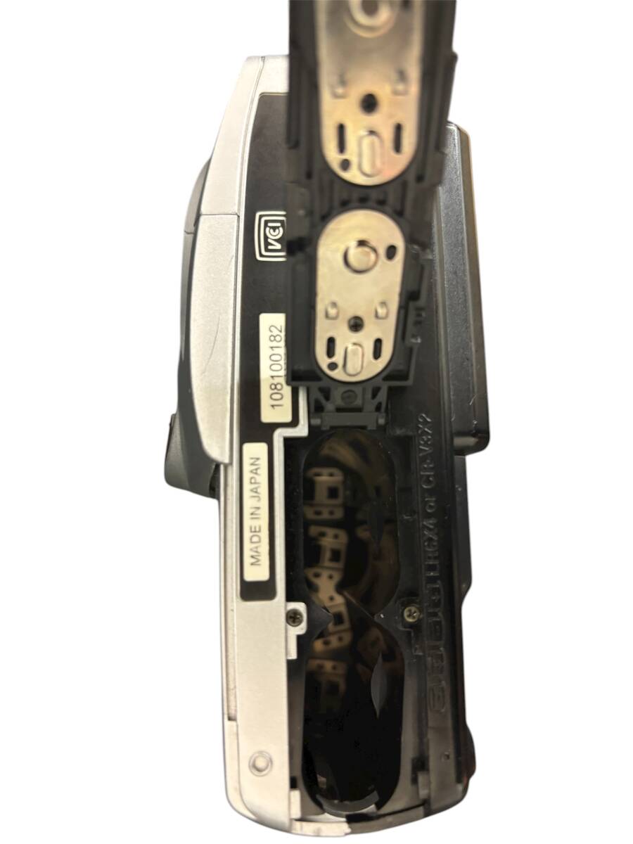 #8947　OLYMPUS　デジタルカメラ　C-960 ZOOM　1.3Megapixel　MADE IN JAPAN　ケース付き　現状品　長期保管品　可動未確認　キズ汚れあり_画像8