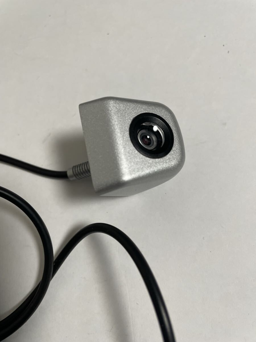 車載バックカメラ 金属製 高画質 12V 極小 広角　NTSC 出力170°正像 鏡像 暗視 防水 ガイドラインあり シルバー_画像3