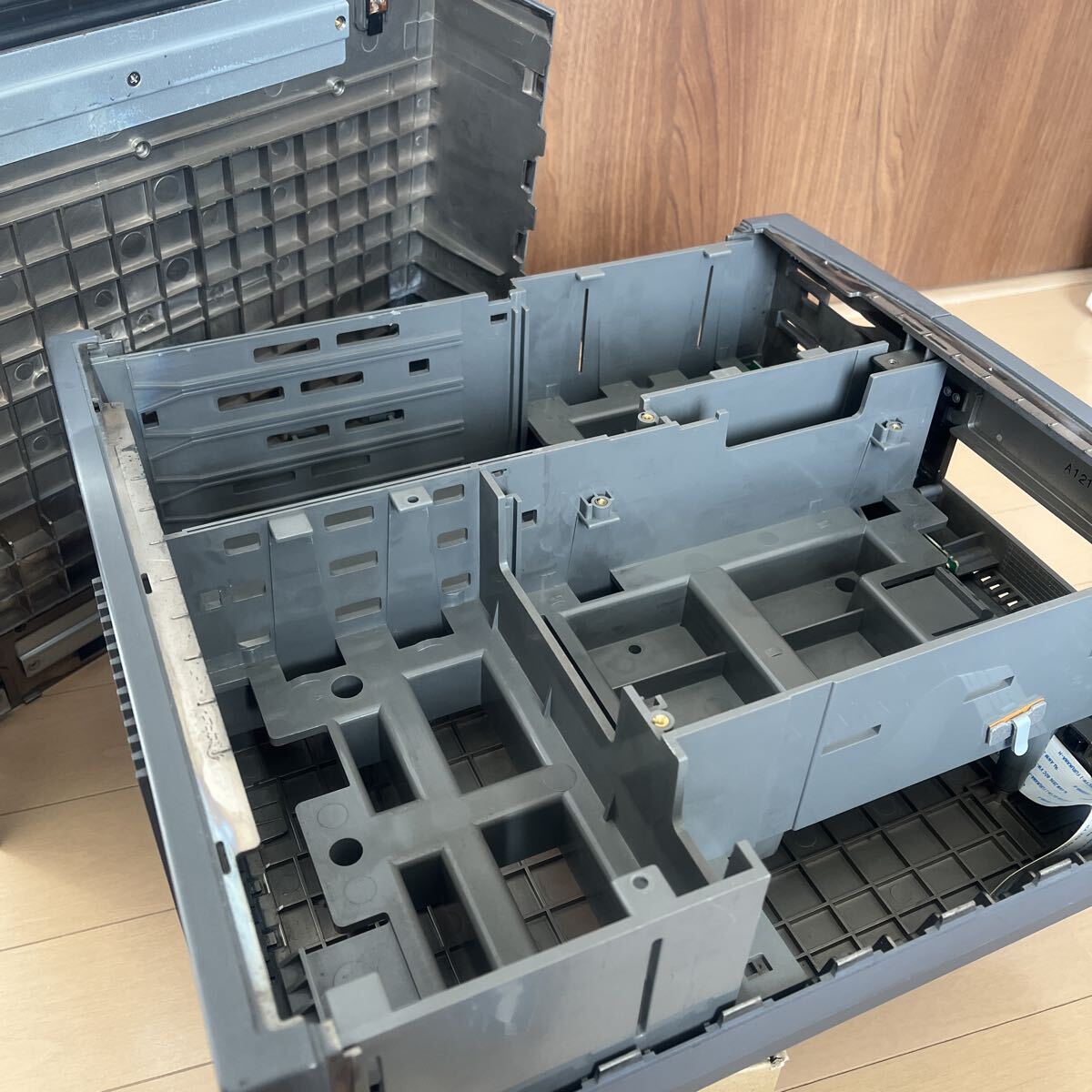 FM TOWNS HR 筐体ケースのみ 富士通製 モデルHR20のケースのみ FMタウンズ グレー FMTOWNS ジャンク_画像5