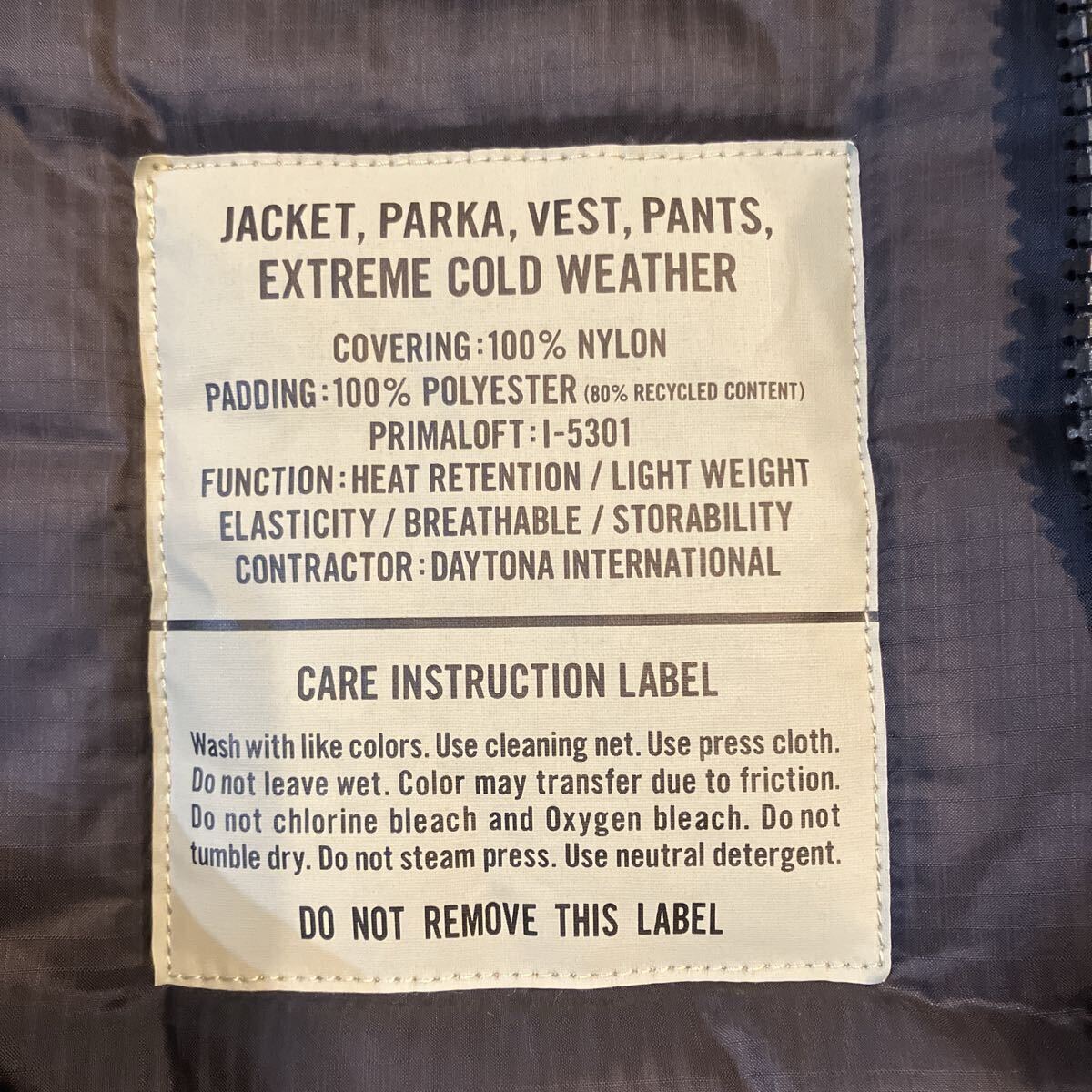 FREAK’S STORE PRIMALOFT VEST プリマロフトベスト サイズL 美品 ブラック フリークスストア_画像4