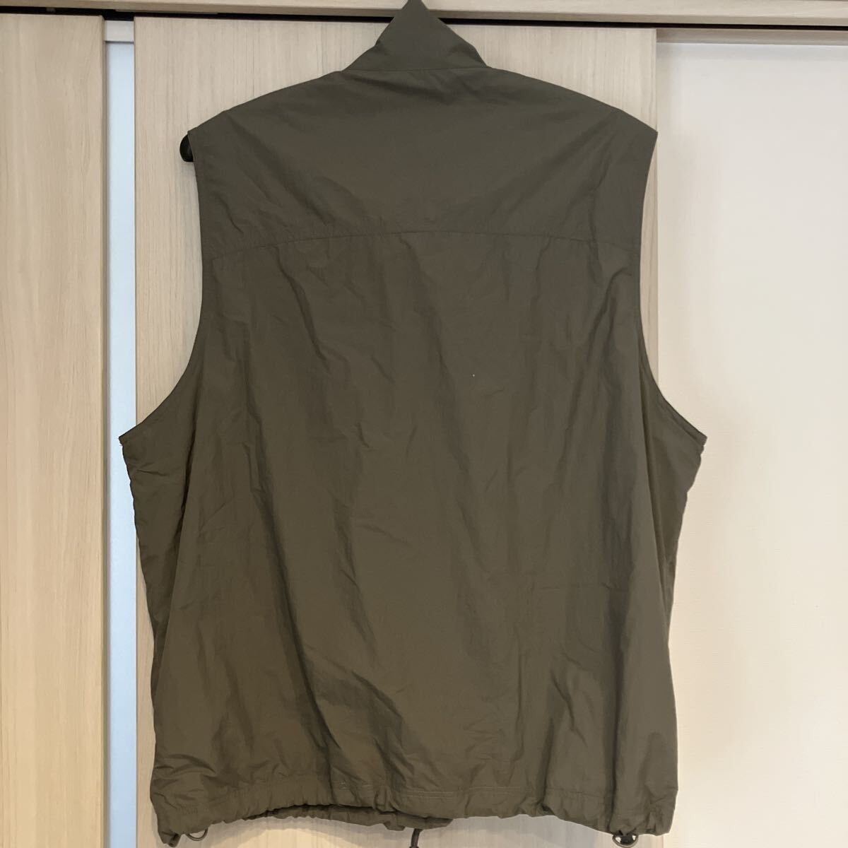 FREAK’S STORE ナイロンベスト　サイズＬ　新品未使用　フリークスストア　_画像2