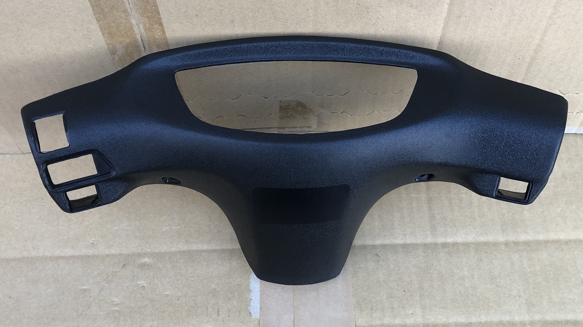 未使用 社外 外装 ライブディオ ライブディオZX AF34 AF35　メーターカバー　黒 LiveDioZX 補修外装 長期保管品 ハンドルリヤカバー①_画像2