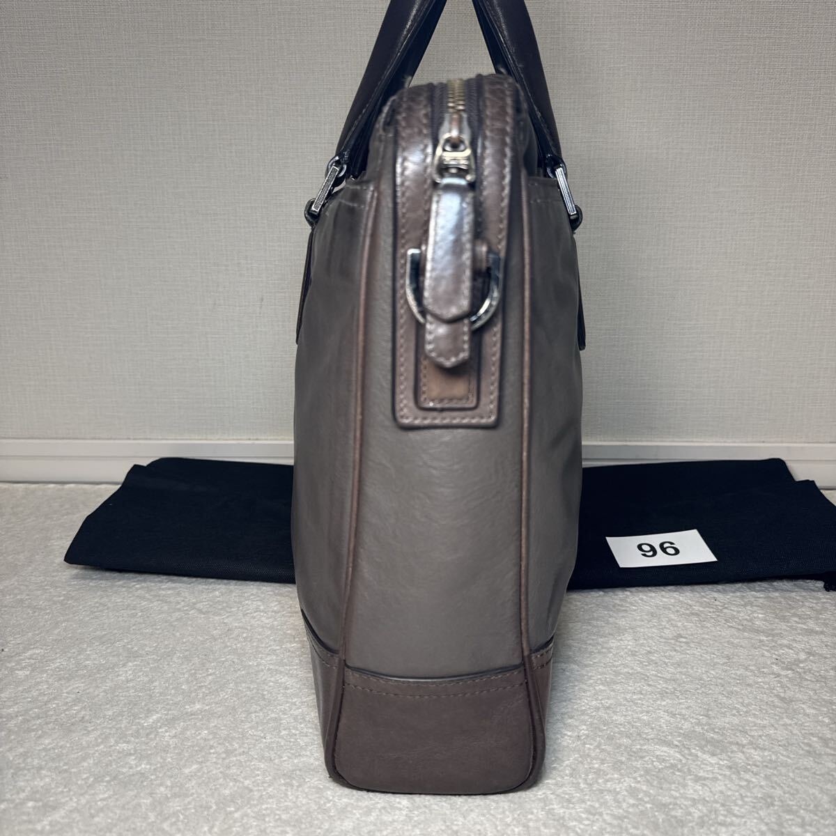 96 TUMI トゥミ ビジネスバッグ ブリーフケース オールレザー 茶 レザー_画像3