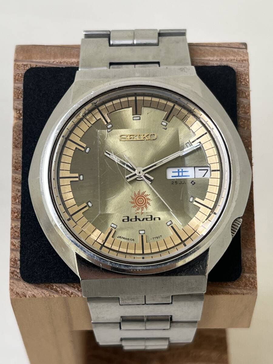 【M110】SEIKO advan アドバン 6106-7570 自動巻き SSケース 純正バンド 稼働品 メンズ時計 中古時計_画像1