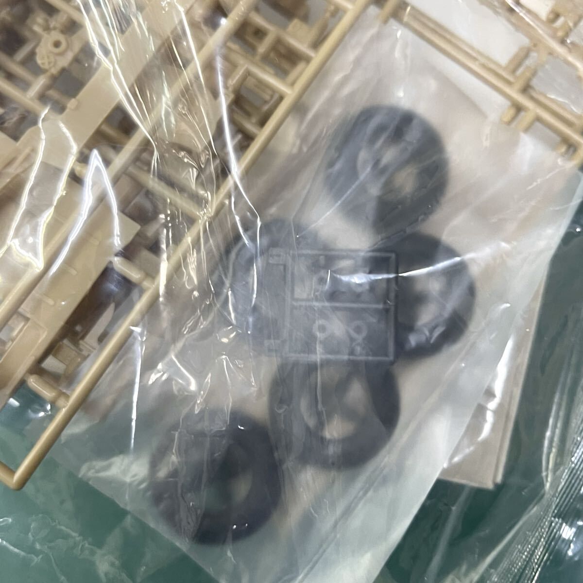 ★☆未組立保管品 Hasegawa/ハセガワ プラモデル Pkw.K1 キューベルワーゲン（バルーンタイヤ）/ブロンドガールズフィギュア_画像8