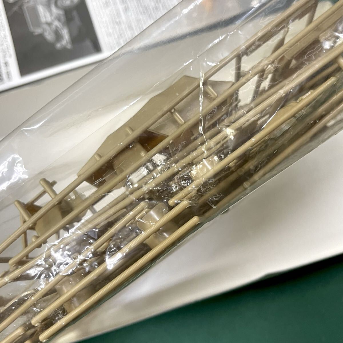 ★☆未組立保管品 Hasegawa/ハセガワ プラモデル Pkw.K1 キューベルワーゲン（バルーンタイヤ）/ブロンドガールズフィギュア_画像9