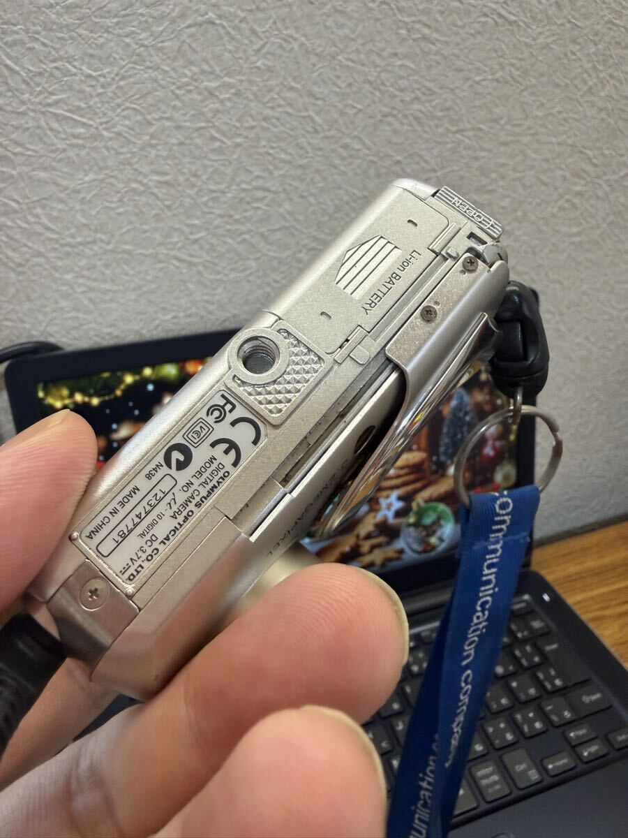 OLYMPUS Olympus компактный цифровой фотоаппарат μ-10 DIGITAL аккумулятор sd карта имеется рабочий товар 