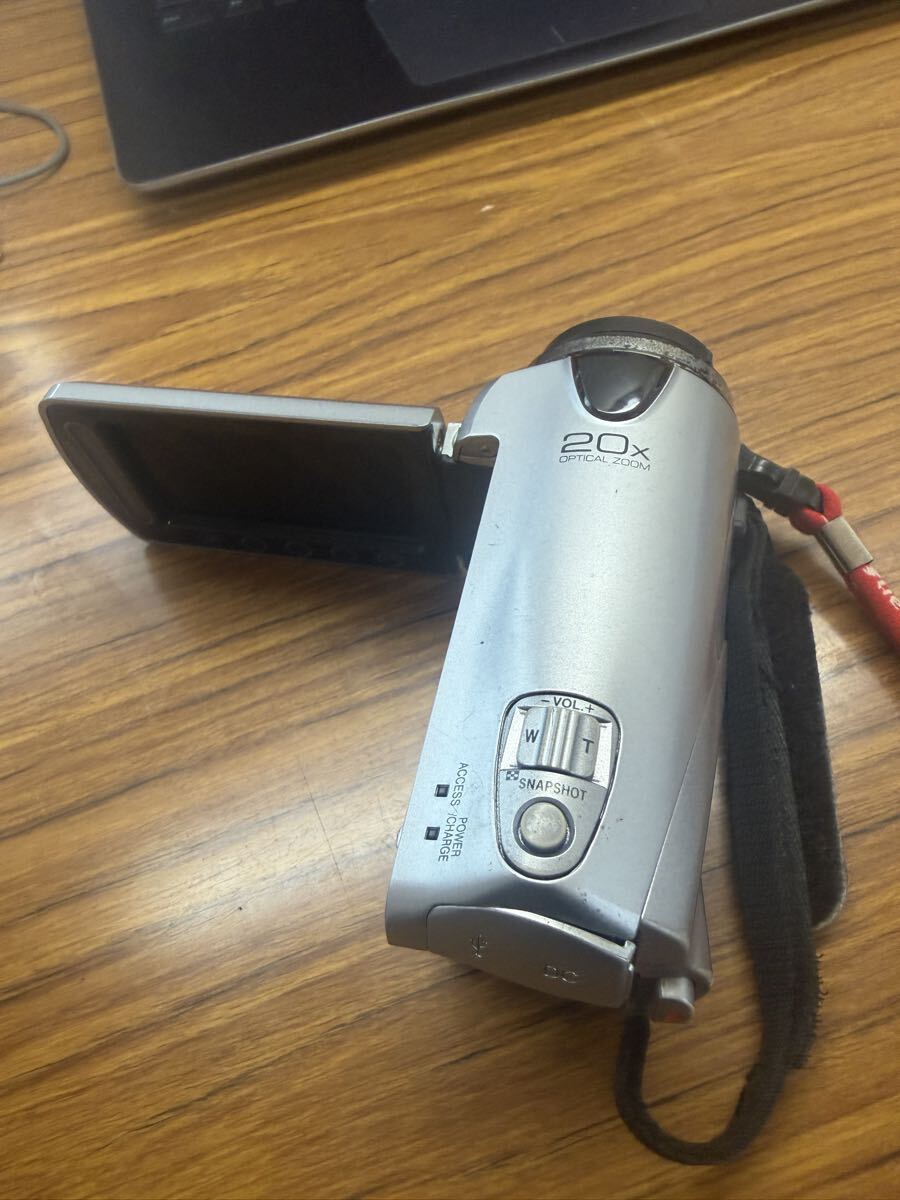 JVC ビデオカメラ　GZ-HM240-S 現状品未確認_画像1