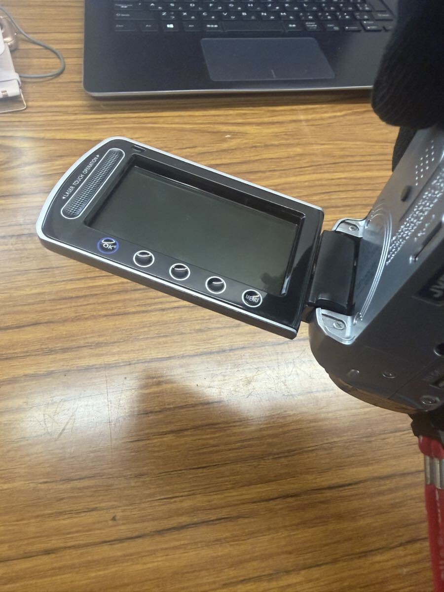 JVC ビデオカメラ　GZ-HM240-S 現状品未確認_画像3
