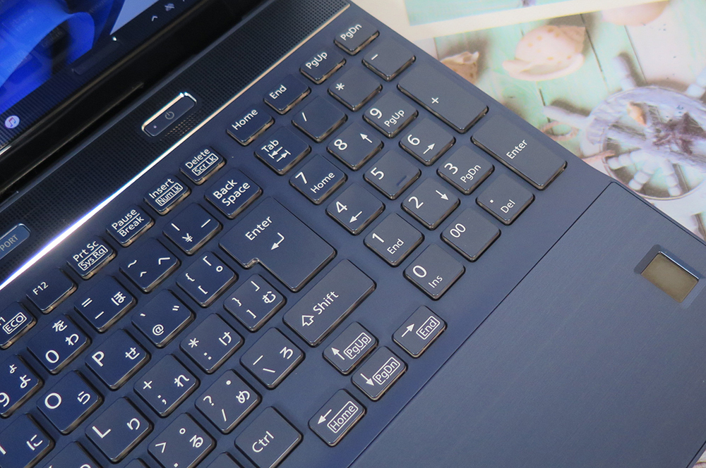 【高速Core i7第8世代★爆速新品SSD(m.2)512GB+メモリ8GB】富士通 AH58/B3 最新Win11+Office2019H&B ★ Blu-ray/Webカメラ/Wi-Fi/HDMI_画像3