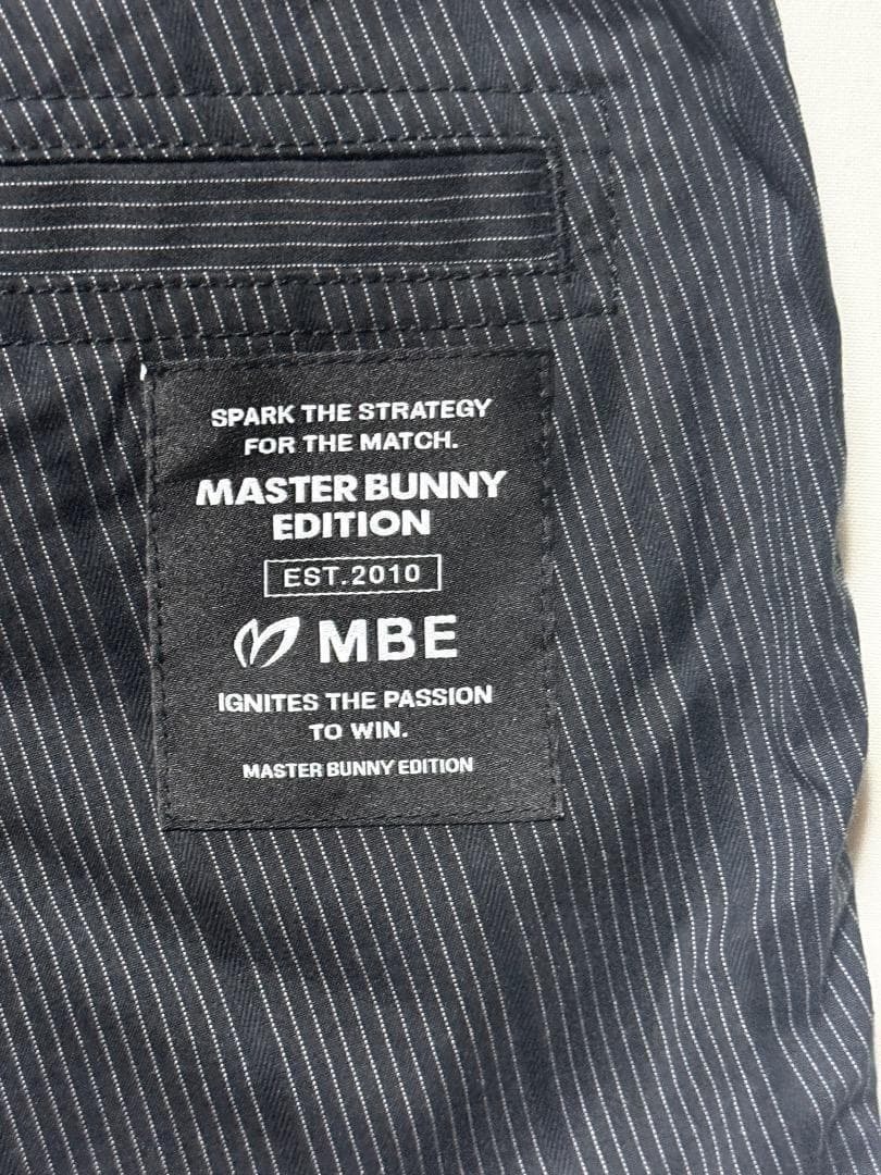 マスターバニーエディション メンズ ピンストライプショートパンツ サイズ4 新品_画像4