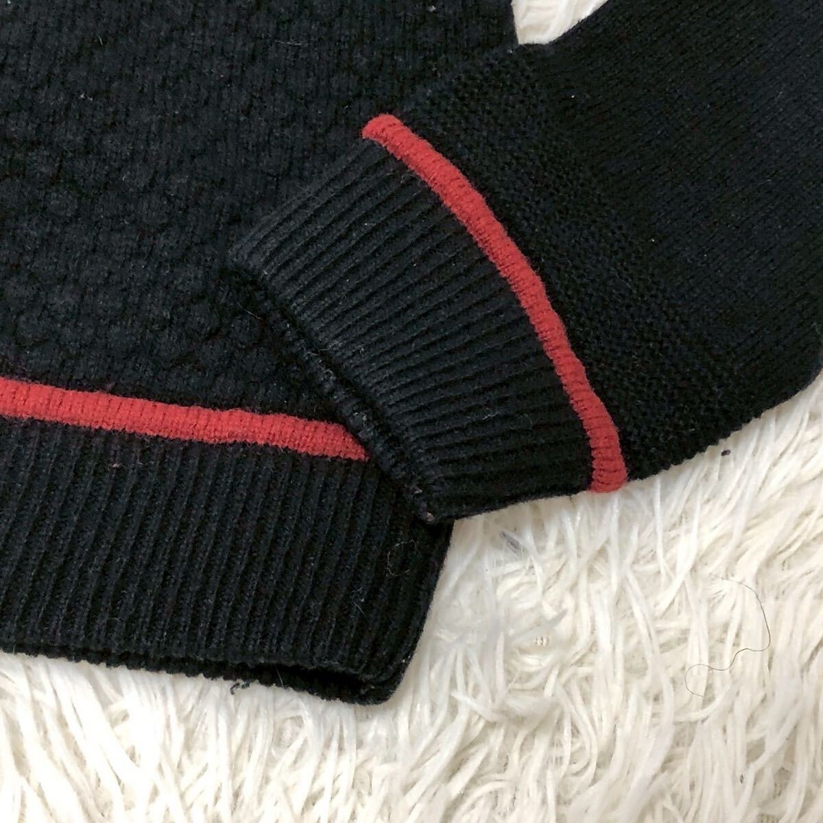 ARMANI EXCHANGE アルマーニ エクスチェンジ タートルネック ニット セーター ワッペンロゴ メンズ 黒 ブラック Mサイズ _画像3