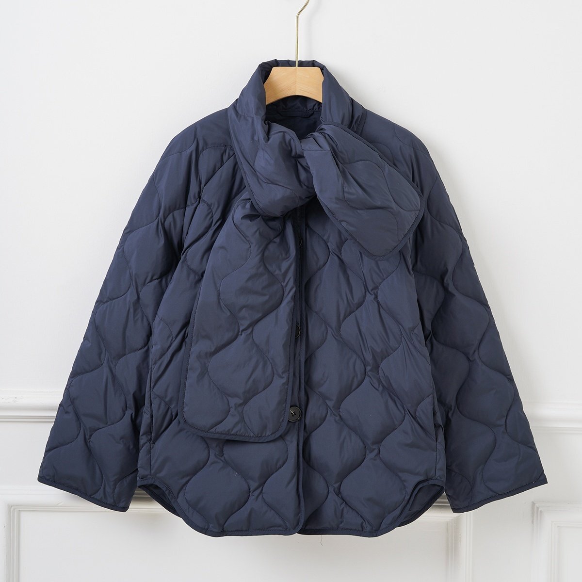 Sサイズ　Aライン ダウンコート マフラー付き レディース 冬 アウター 防寒 80%ホワイトダックダウン ふんわり 軽やか すっきりシルエット_画像1