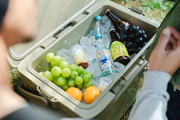 送料300円(税込)■hb183■シマノ クーラーボックス 22L(NX-322V) ベージュ 24200円相当【シンオク】_画像4