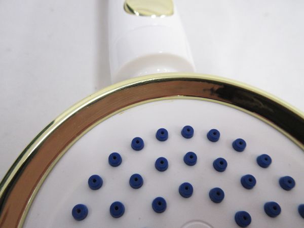 送料300円(税込)■mv157■ビバライズ 4つの水流で心地良く節水 シルクレイン シャワーヘッド 8800円相当【シンオク】の画像2