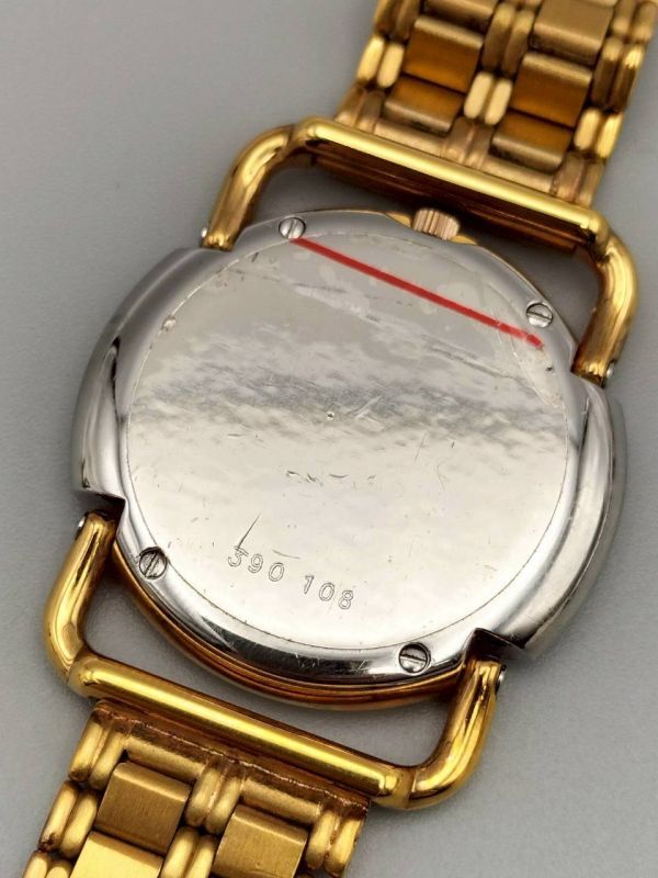 R7-636 1円~ 不動品 ベルトリッチ BERTOLUCCI montenapoleone クオーツ 腕時計 ゴールドカラー ボーイズ/レディースサイズ_画像8