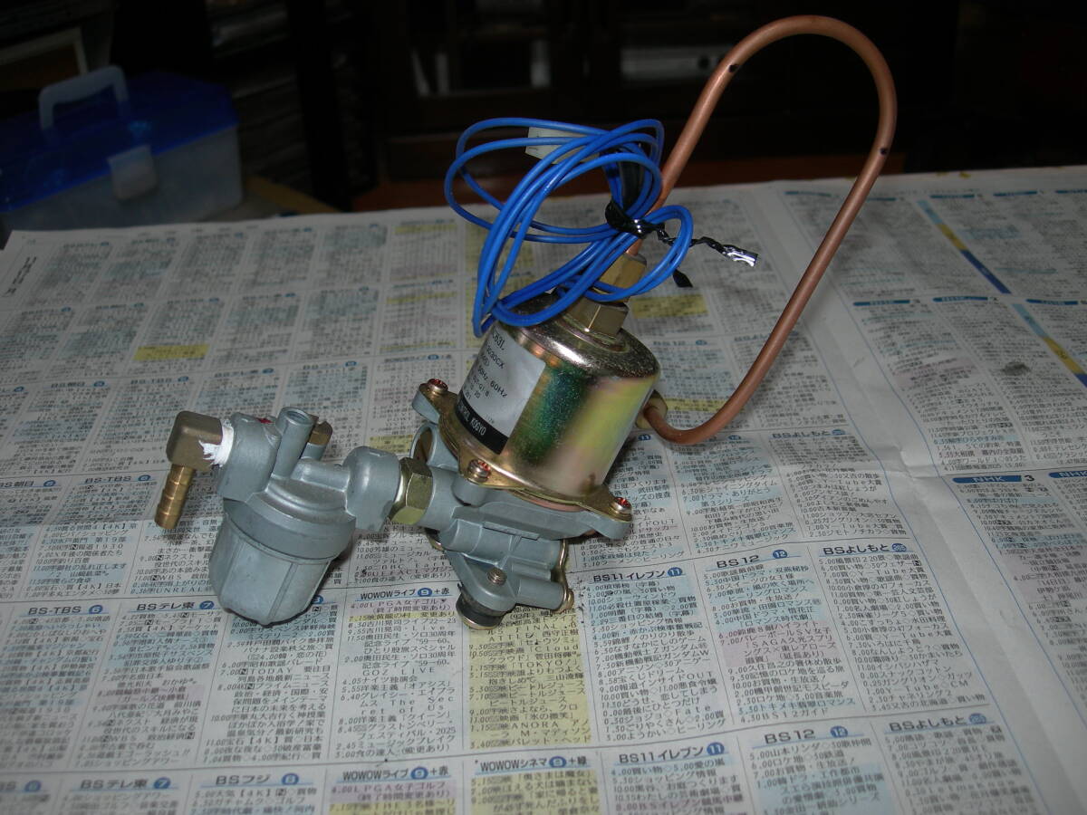 ★ CORONA ９９年製 コロナ石油給湯器付ふろがま UKB-3040CX 電磁弁ストレーナー付 中古品 _画像3