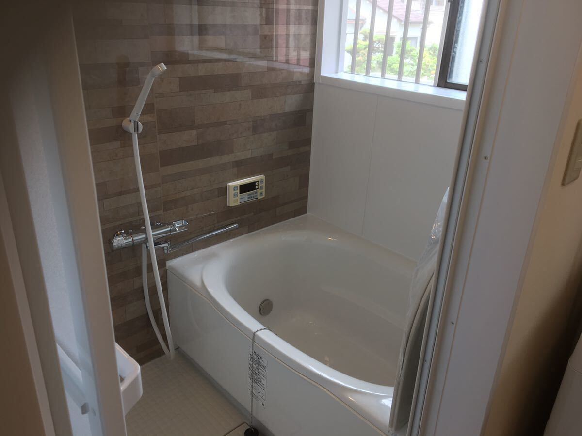 ■見積もり■　LIXIL ユニットバス システムバス 組立・施工工事　兵庫　大阪　京都　奈良　岡山　鳥取　和歌山　滋賀　福井　岐阜_画像2