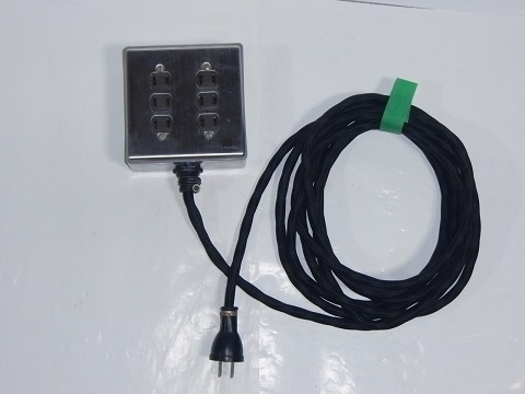 ☆☆☆ オヤイデ電気 電源タップ OCB-1 ケーブル長:5m OYAIDE 動作品 ☆☆☆_画像1