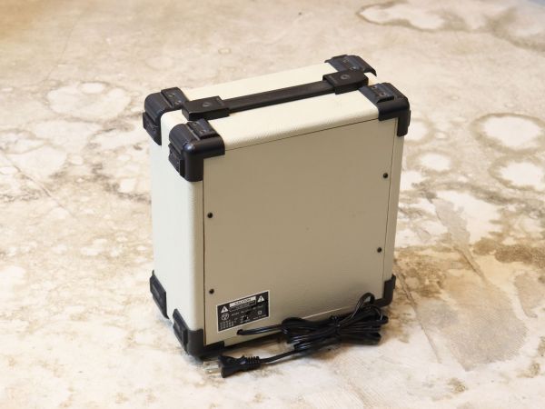 【中古】SELVA MB-10B 10W ベースコンボアンプ 【2025100000253】_画像2