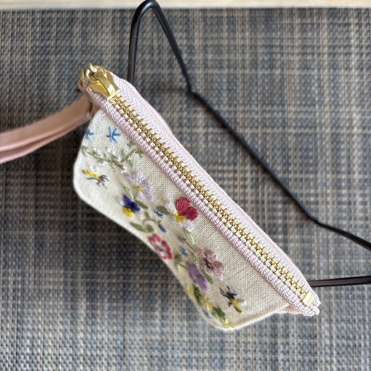 【ハンドメイド】手刺繍 ミニポーチ コインケース_画像8
