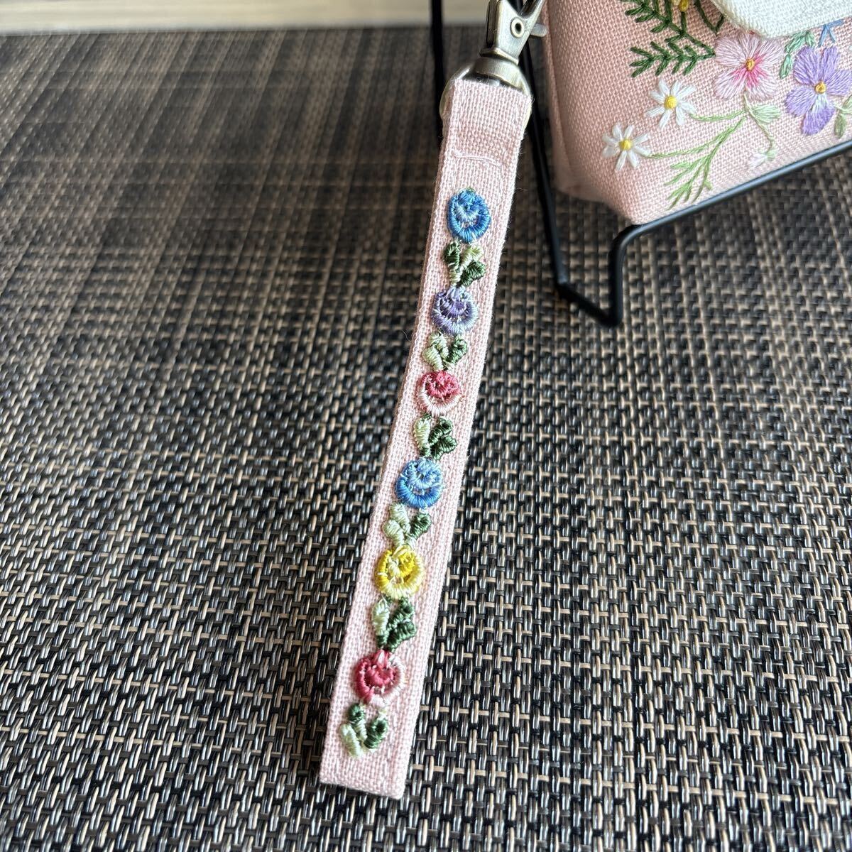 【ハンドメイド】手刺繍 ミニポーチ コインケース_画像10