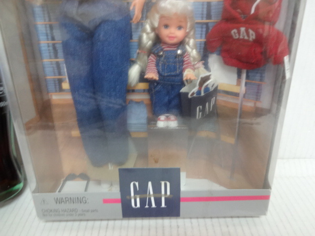 バービー Barbie GAP 1997 Mattel 未開封 未使用品 デッドストック 綺麗です。_画像3