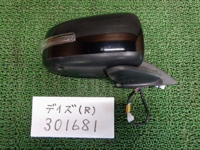 デイズ DBA-B21W 右サイドミラー X42/CAN_画像1