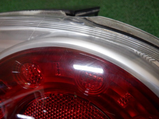 ラパン DBA-HE22S 右テールランプ ZSF_画像4