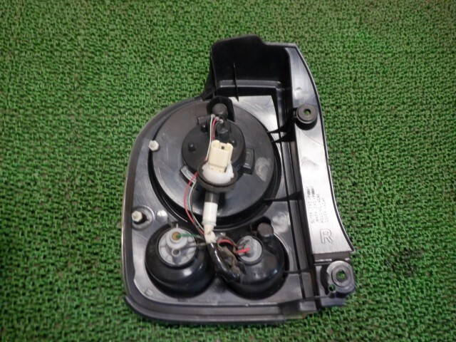 ラパン DBA-HE22S 右テールランプ ZSF_画像10