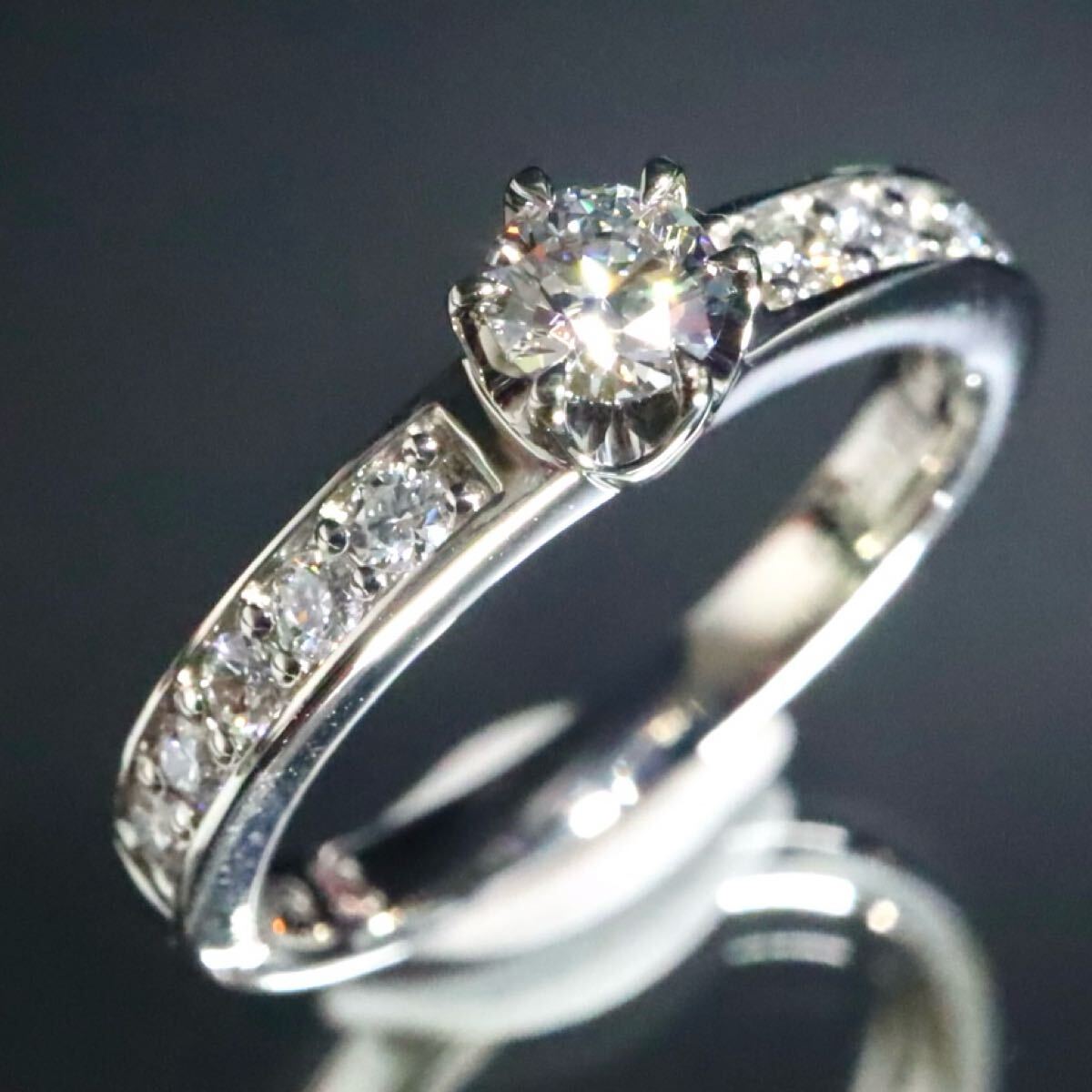 【売り切り】Pt950!!0.220/0.18ct!!アイプリモ◆天然ダイヤモンドリング◆N約4.2g 約8号 #8 diamond 指輪 ジュエリー jewelry EE8/EF2 X780_画像1