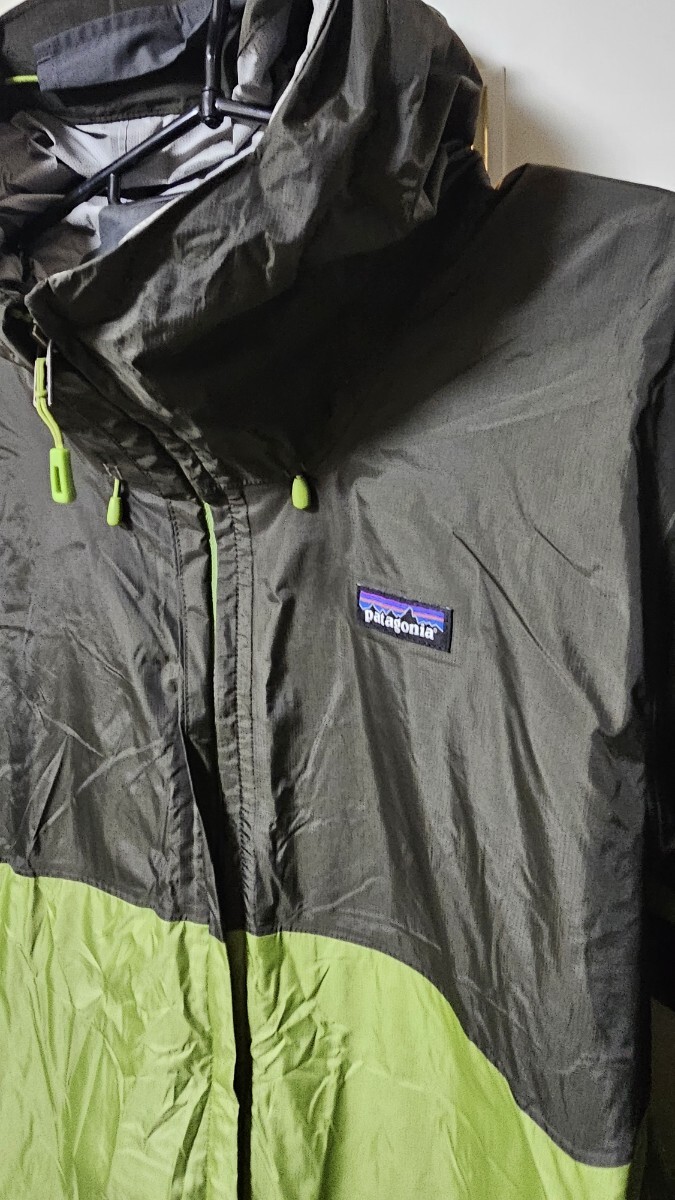 正規品 patagonia　パタゴニア　マウンテンパーカー サイズ Ｍ_画像4