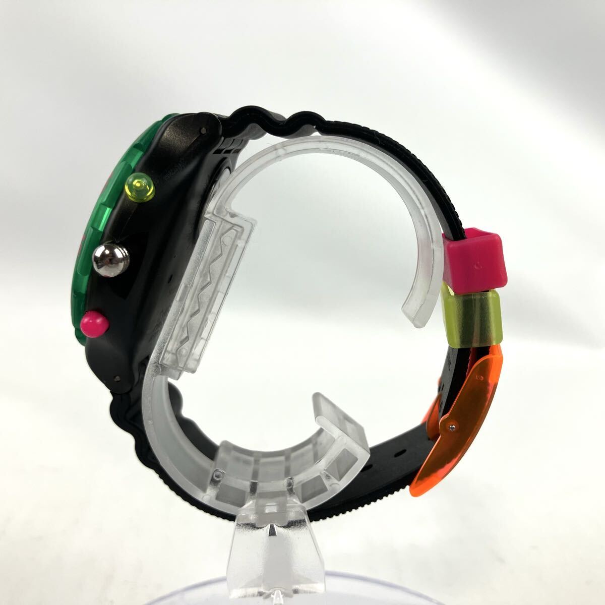 1円〜 不動品 Swatch スウォッチ 腕時計 アナログ ラバーベルト ブラック メイドインスイス_画像3