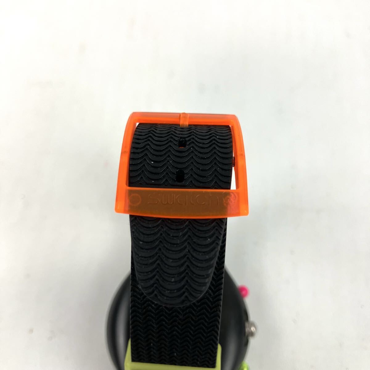 1円〜 不動品 Swatch スウォッチ 腕時計 アナログ ラバーベルト ブラック メイドインスイス_画像6