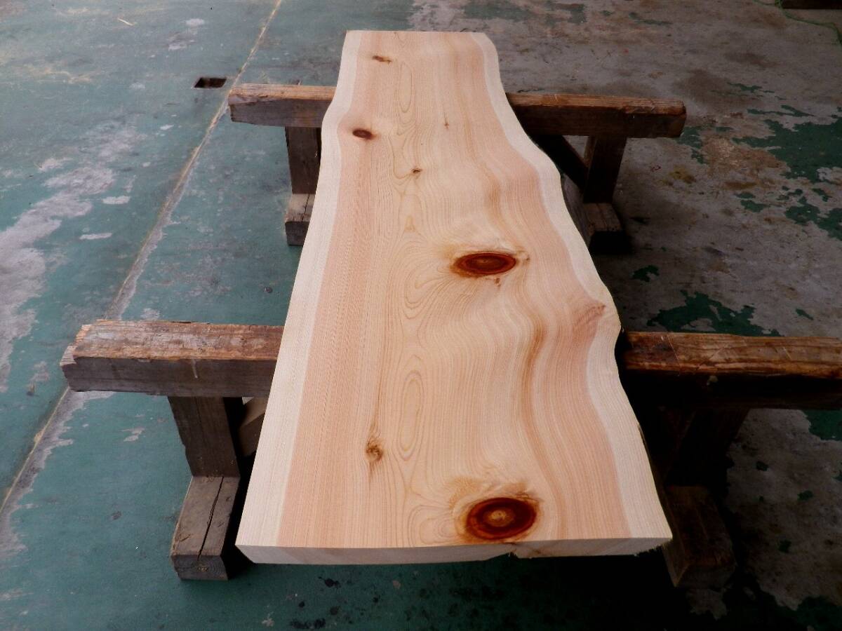 長184*幅38-49*厚3.7　桧72の木材木工材,一枚板自然木無垢材ＤＩＹ　テーブル天板　ヒノキ_画像6