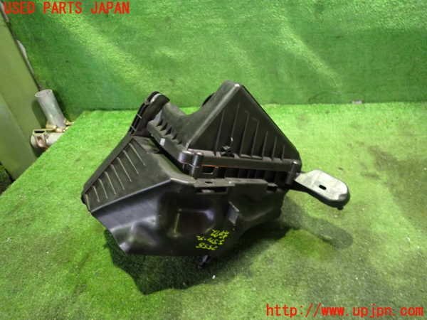 5UPJ-25582560]ルノー・トゥインゴ(AHH4B)エアクリーナーボックス 中古_画像2