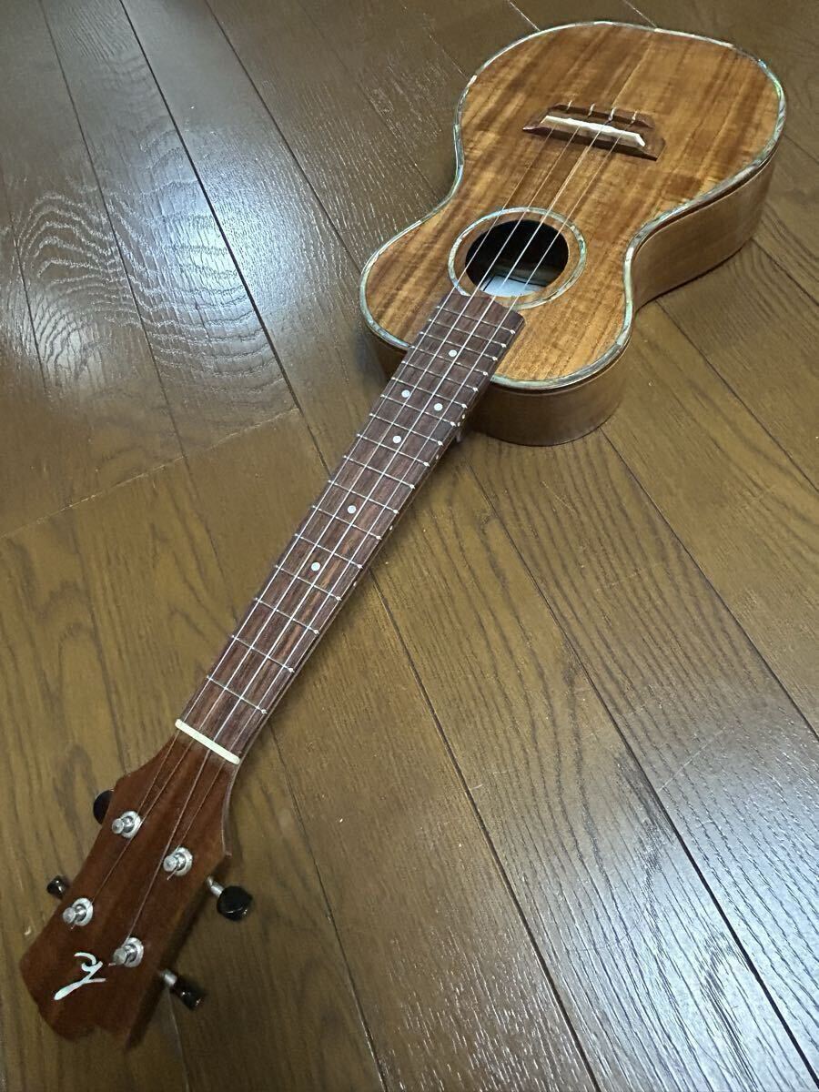 【KIWAYA】 コンサートウクレレ K-301 (アカシアコア材オール単板) USED品_画像9