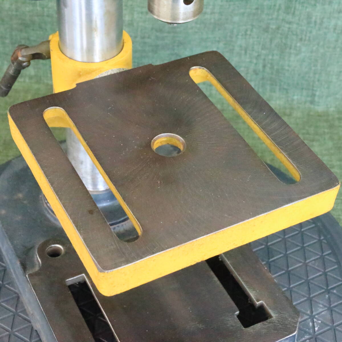 あ//Q1426 　卓上ボール盤　EARTH MAN アースマン　DP-200 5段変速　100V ドリル最大径13mm. 動作品_画像6